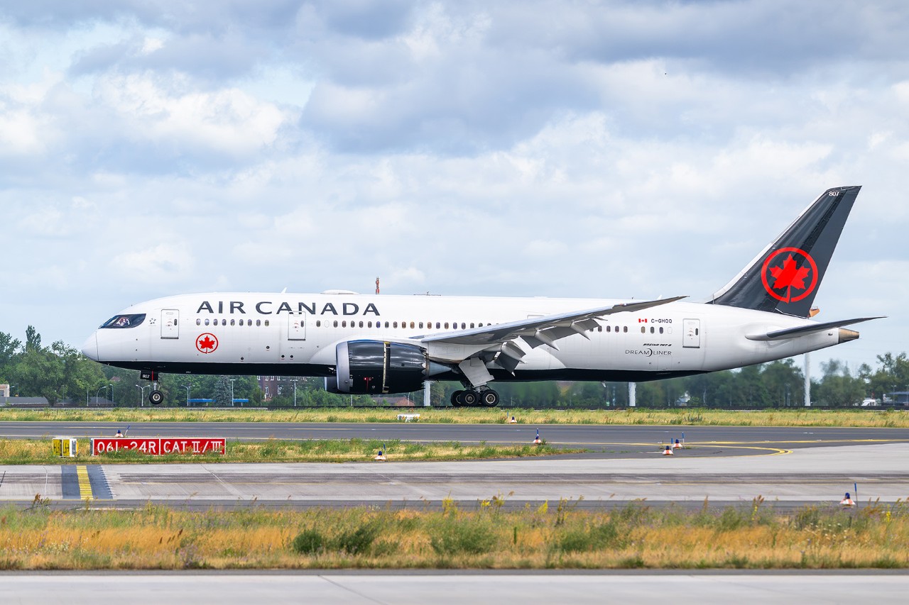 Ein Flugzeug der Fluggesellschaft Air Canada
