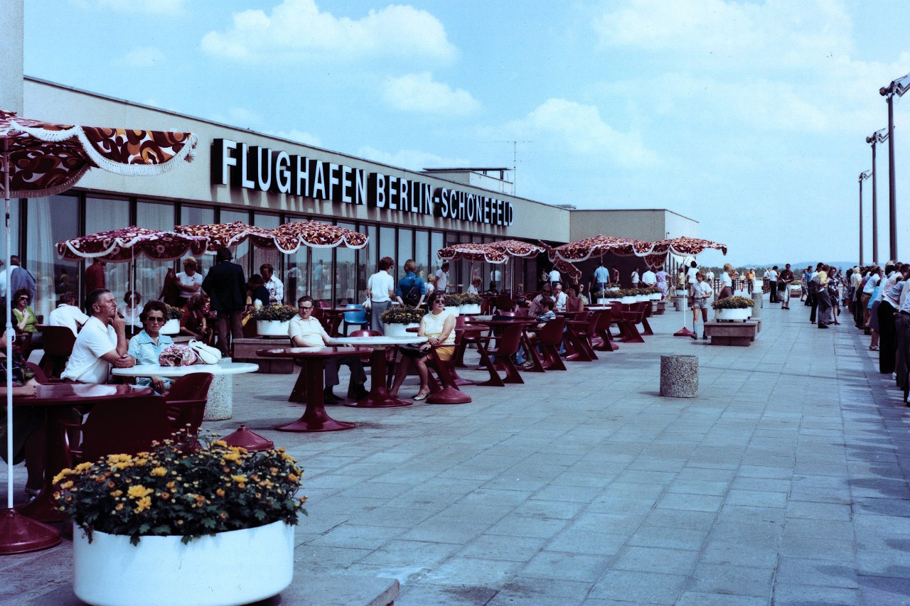 Historische Besucherterrasse auf dem ehemaligen Flughafen Schönefeld