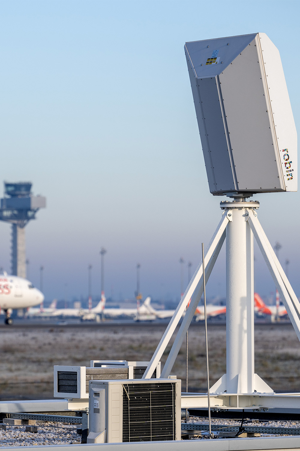 BER first German airport to use new bird radar
