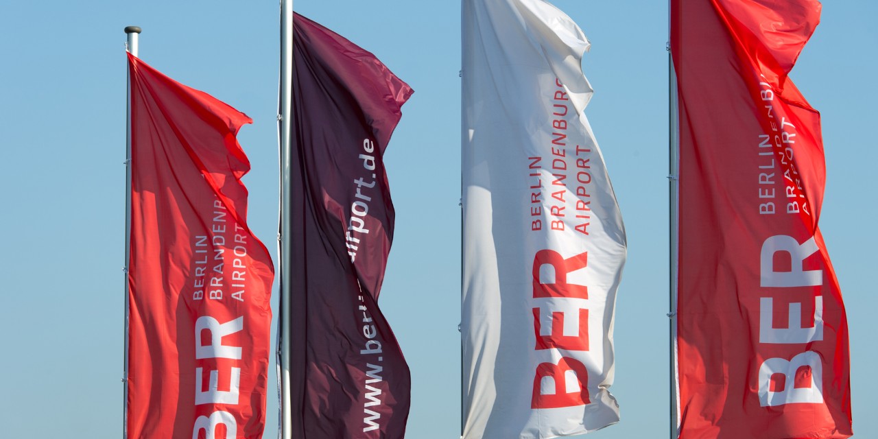 BER flags (c) Günter Wicker / FBB