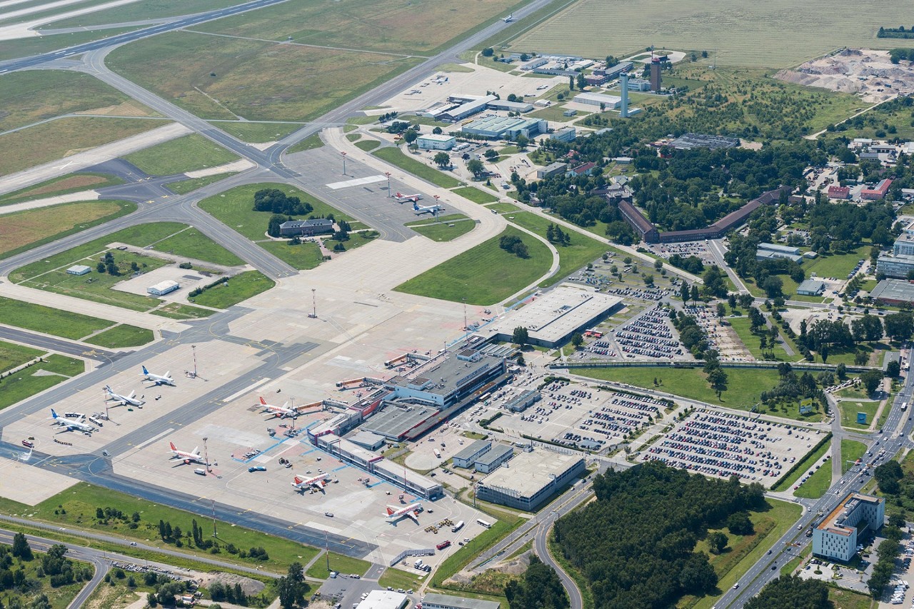 Schönefeld 2013: View of Terminals A, B and C and the apron. Photo source: Günter Wicker / FBB