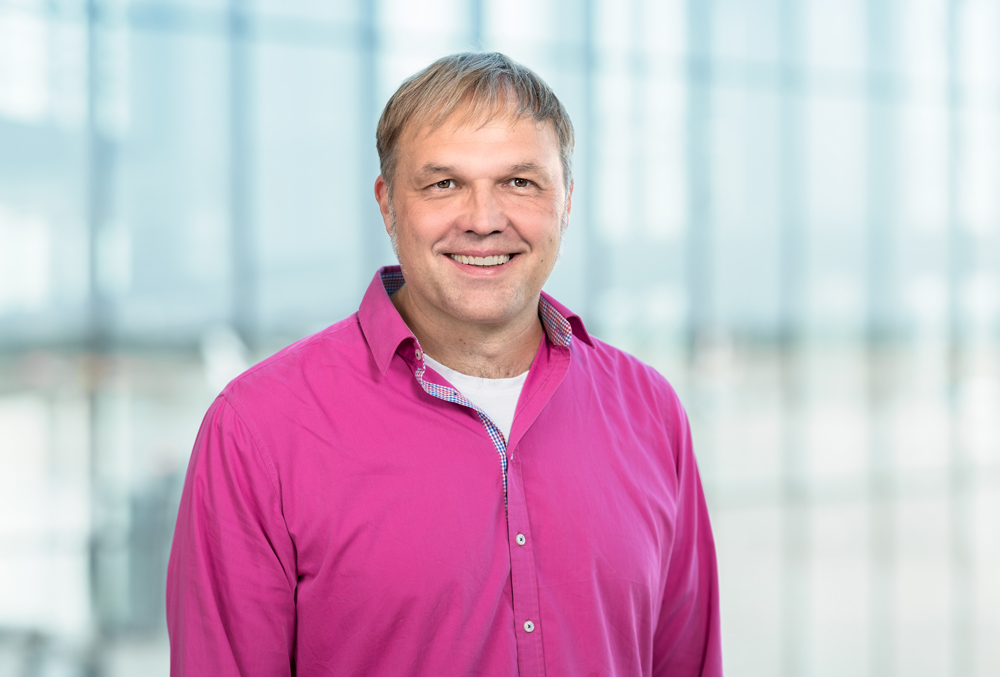 Dr. Kai Johannsen